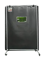 ���[�U�[�Ռ��J�[�e���y���t���z